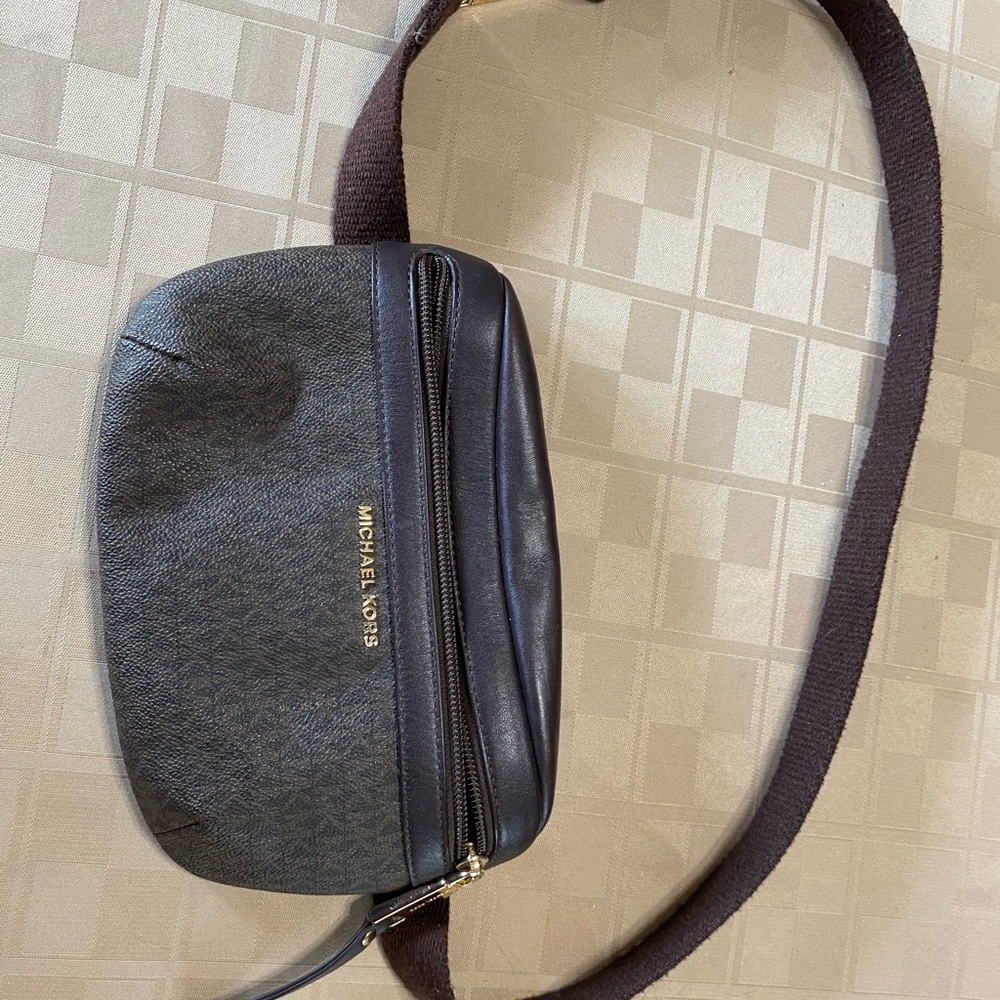 MICHAEL KORS MEDIUM WAISTPACK‎ FANNY BELT BAG Brown gold leather Clasp 24” - 36”